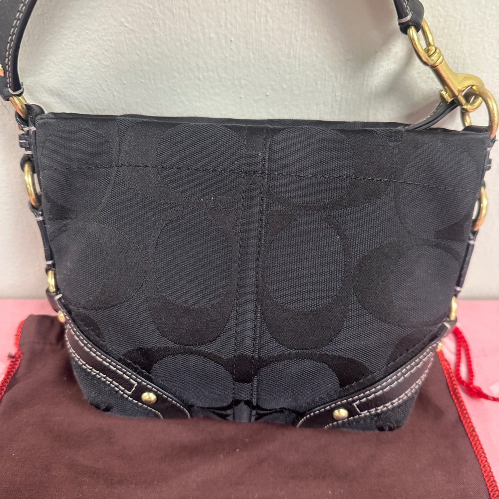 Vintage Coach Carly Signature C Black Jacquard Small Hobo Shoulder Bag - Picture 9 of 16
